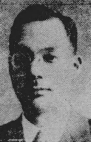 上野基三