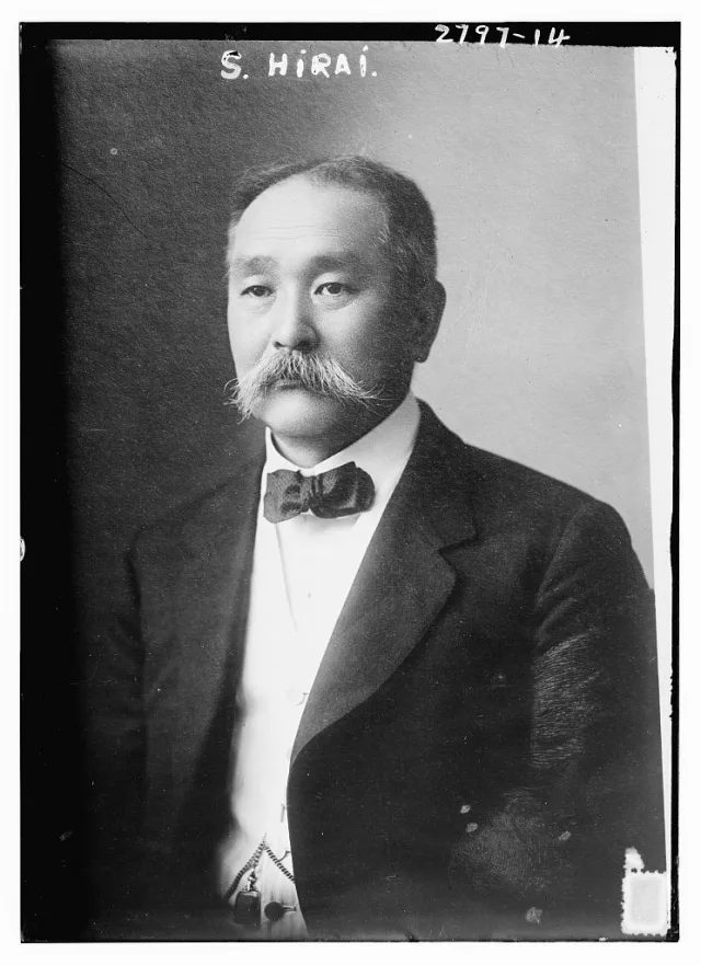 平井晴二郎