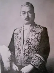 手島栄