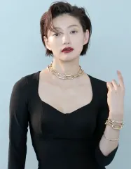 イ・エル