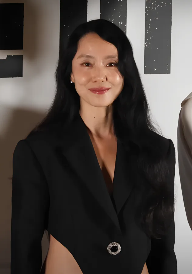 チョン・ドヨン