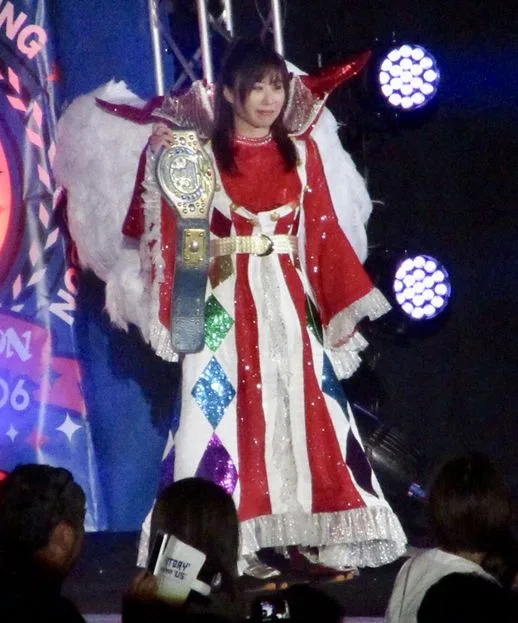 藤本つかさ