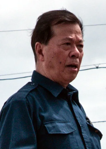松井三郎