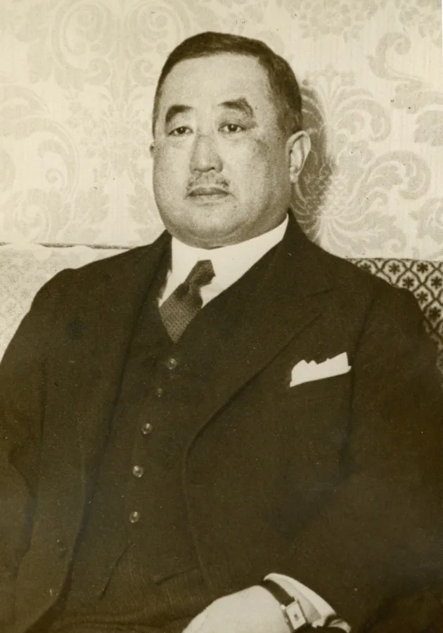 松平恒雄
