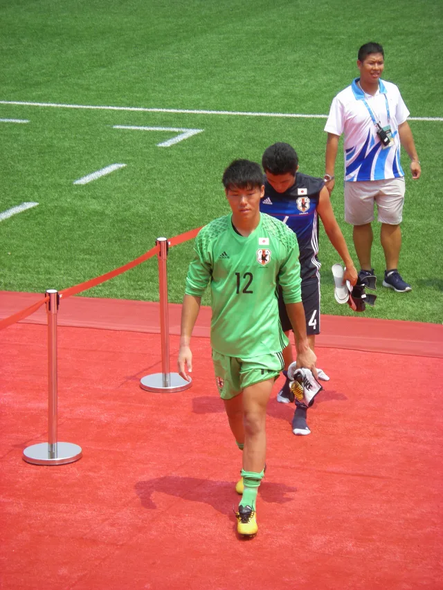 小島亨介