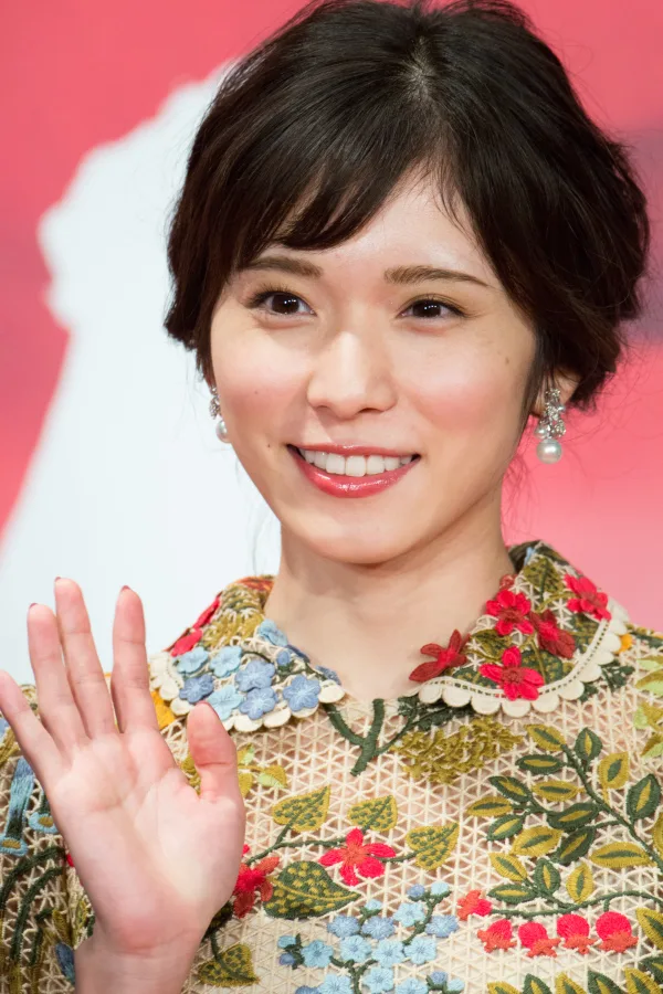 松岡茉優