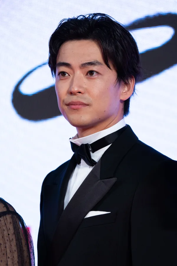 大東駿介