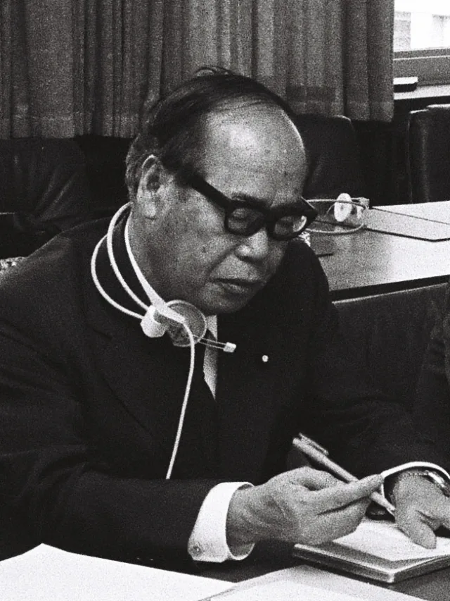 板川正吾