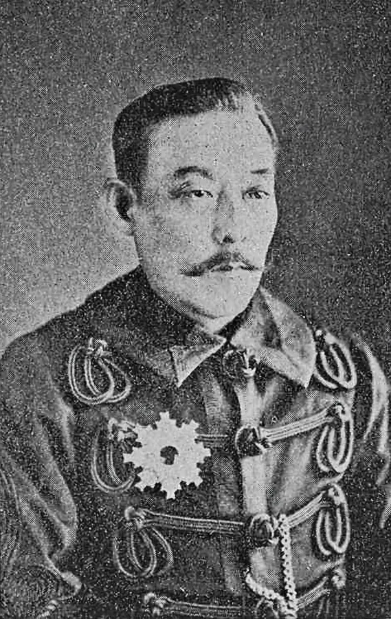 四条隆謌