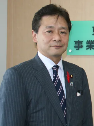 中塚一宏