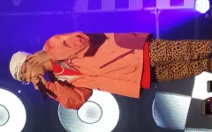 ジコ