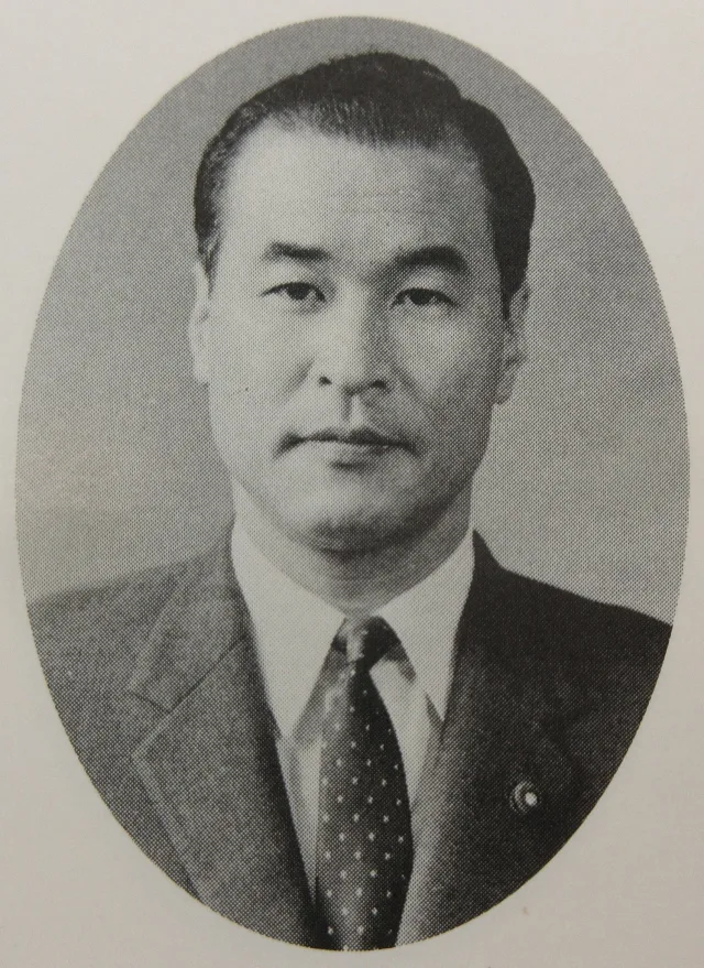 今枝敬雄
