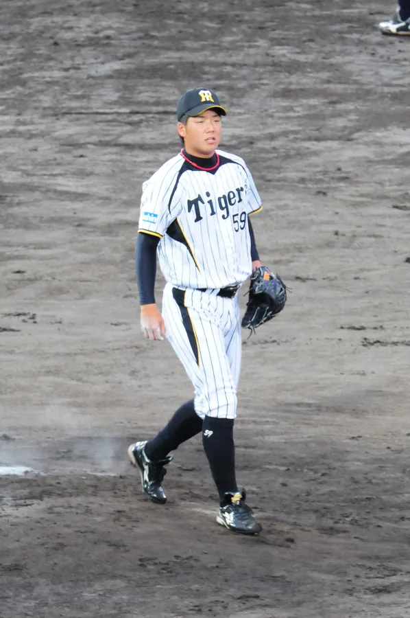 岩本輝