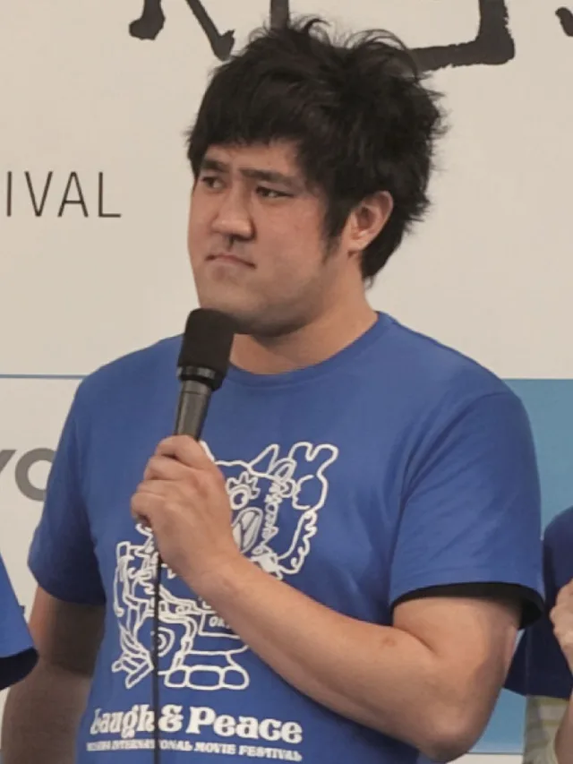 諸見里大介