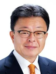 山田賢一