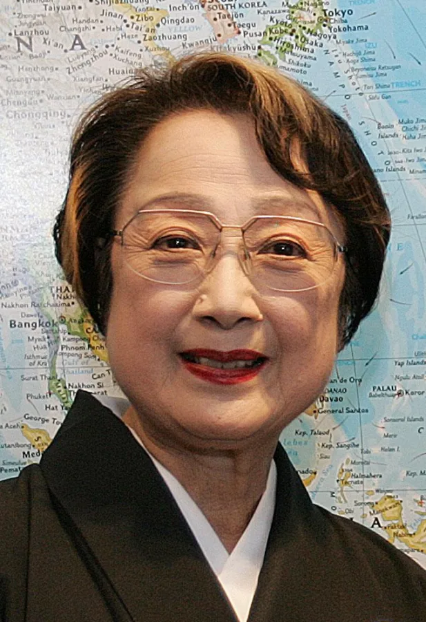 扇千景