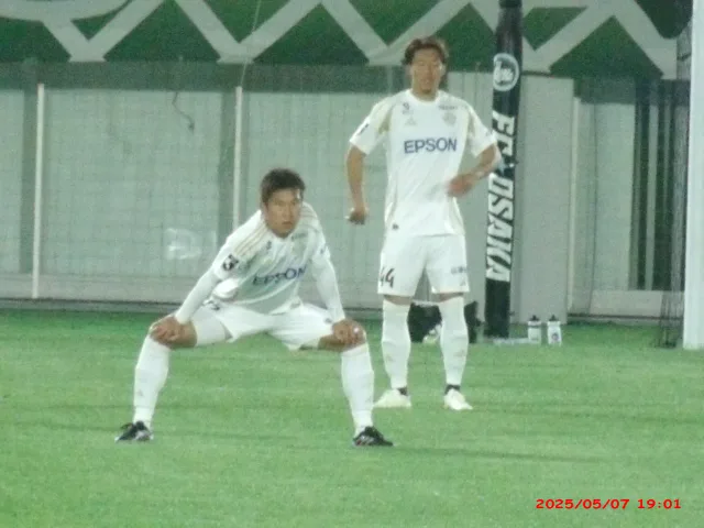 野々村鷹人