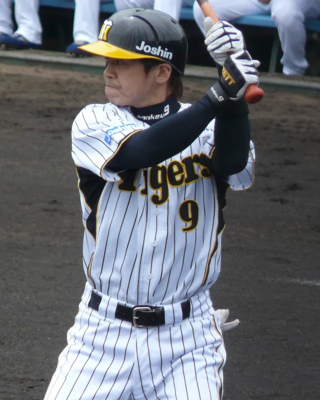 藤本敦士