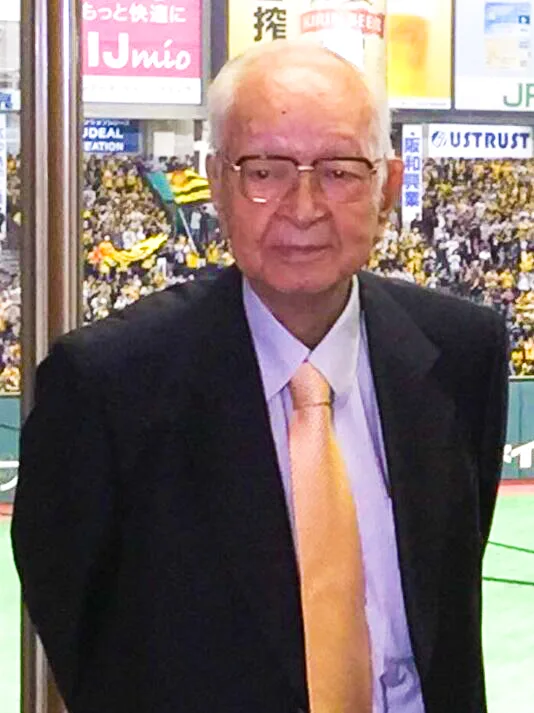 渡邉恒雄
