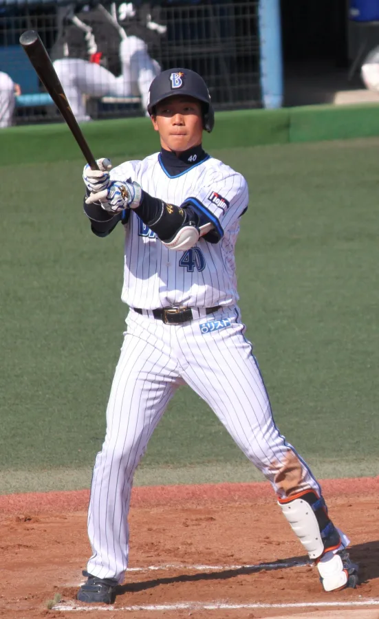 松井飛雄馬