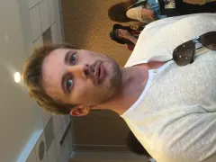 ブラッドリー・ジェームズ