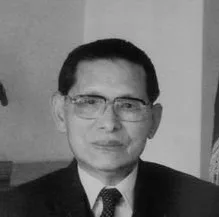 高村坂彦