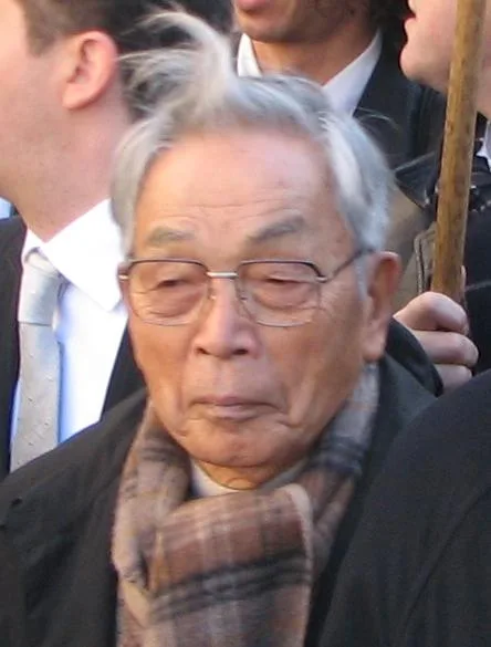 免田栄
