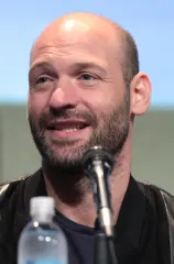 コリー・ストール