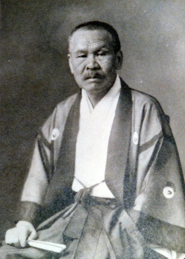 井上角五郎