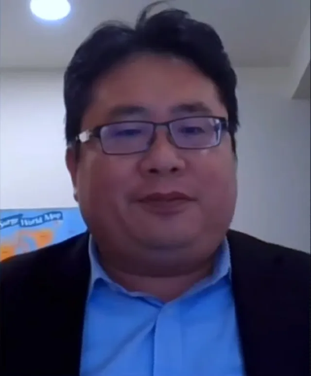 矢板明夫