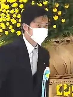丸山穂高