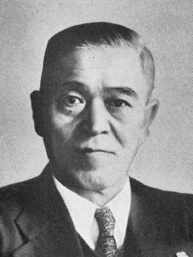 岩沢忠恭