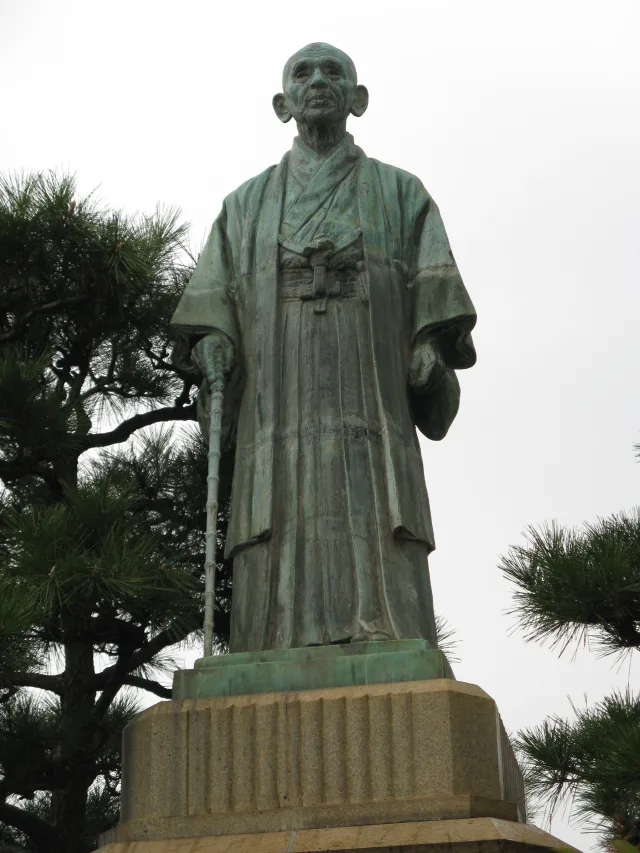 中部幾次郎