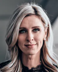 ニッキー・ヒルトン