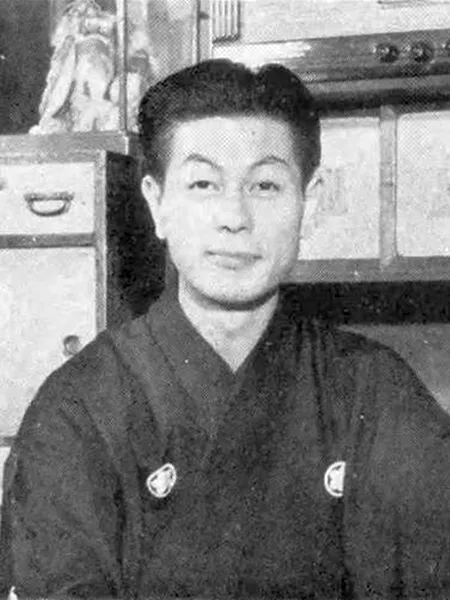 一龍齋貞鳳