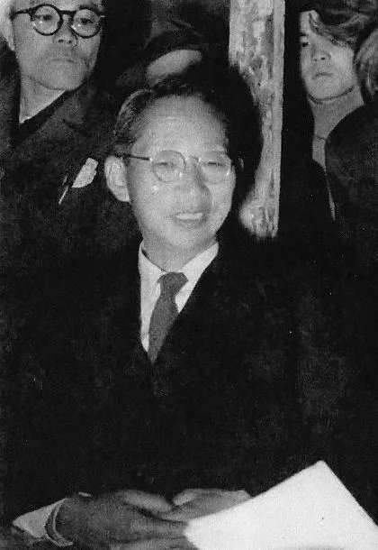 黒田寿男