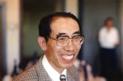 小林昭七