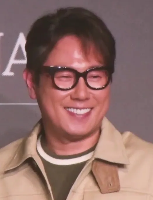 ユン・ジョンシン