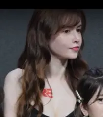 水咲ローラ