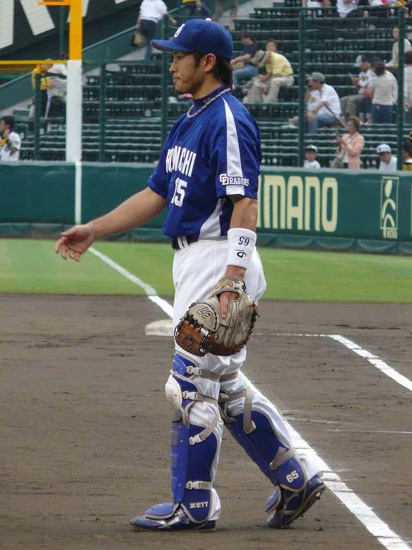 小山桂司