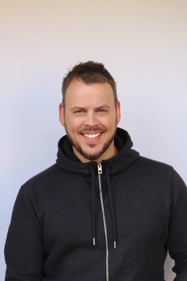 Giles Kristian