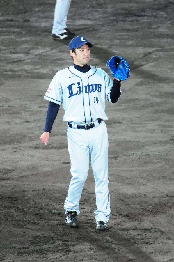 増田達至