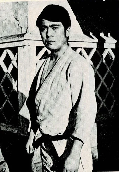 御木本伸介