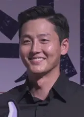 イ・ジョンジン