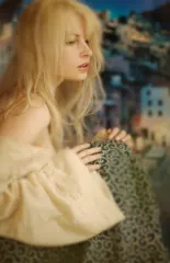 ローラ アデイト