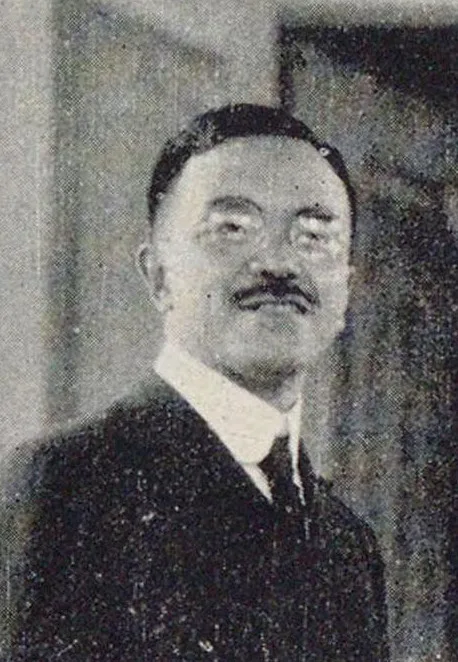 山崎馨一