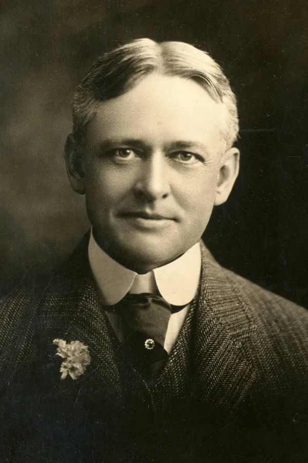 Digby Bell