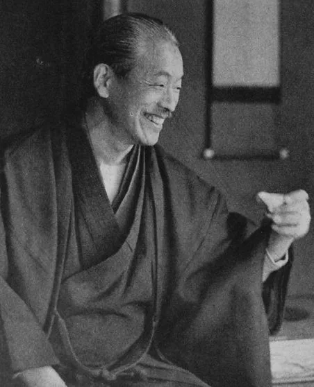 泉山三六