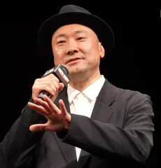 内田英治