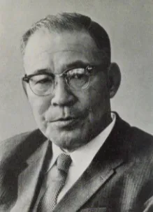 永野重雄
